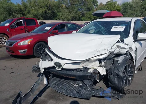 2017 Toyota Corolla Se z USA, uszkodzony, nr VIN 2T1BURHE6HC856051